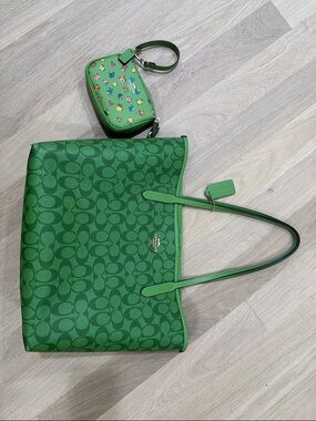 Coach Green Signature Tote with Floral Accent Wristlet